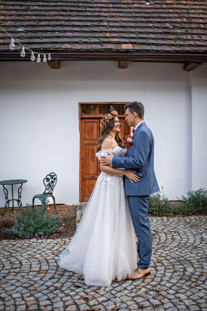 první tanec novomanželů svatební fotografie Středočeský kraj
