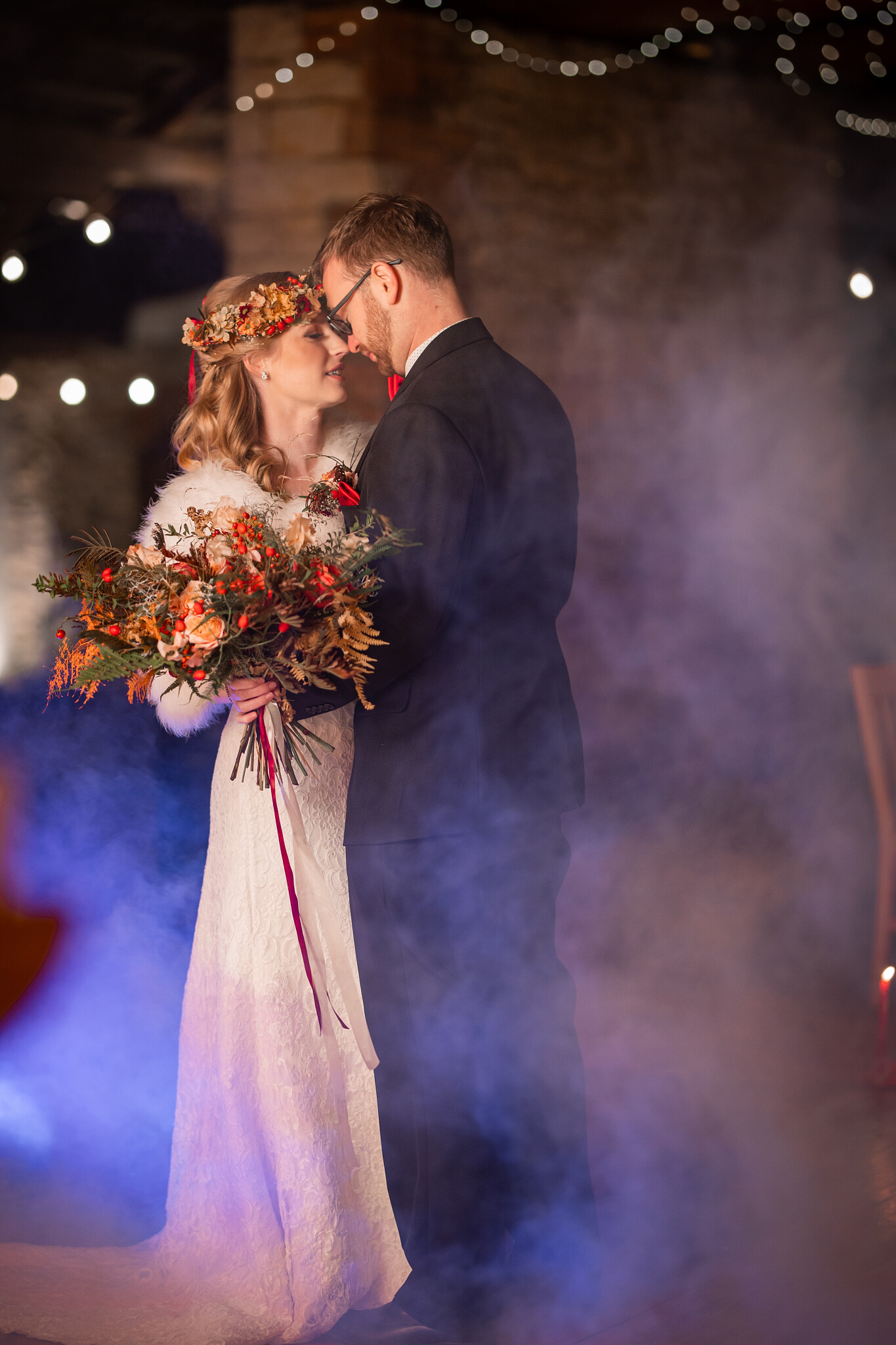 Jemné a přirozené momenty během svatebního dne 🤍